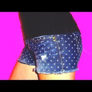 Distressed denim blue low rise jean shorts small 2